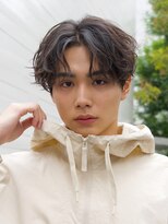 フィフスパーク(fifth PARK) S字のカールが人気のセンターパート×波巻きスパイラルパーマ