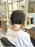 ショートボブ