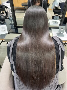 ラヴィエ(RAVIE) 【半田・髪質改善】縮毛矯正/トリートメント/マンツーマン