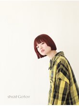 カットの真価を知るなら“Folk Lore”──骨格も髪質も活かしきる、計算された似合わせカットを。