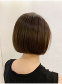 Belle BIANCA 大人ミニボブ/艶カラー/ハイライト by マツモト