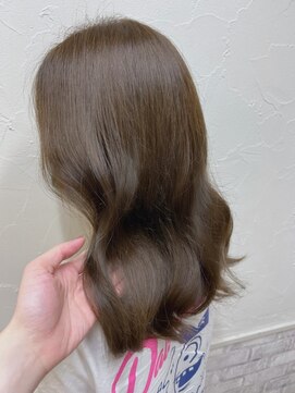 シュリット(schritt) カーキブラウンカラー エジリ