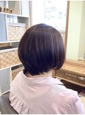 ショートボブ