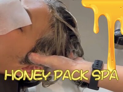 頭皮の汚れを取り去り、リンパにそってマッサージHONEY PACK SPA