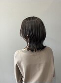 大人上品な外ハネくびれレイヤーミディアムヘア