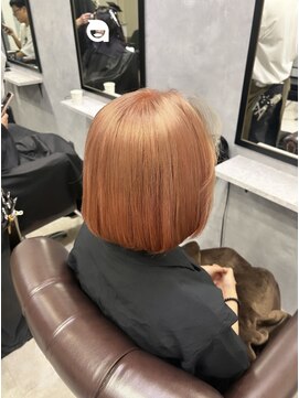 グラッジ 池袋(GLADGE) コーラルカラー