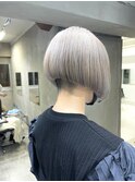 ダブルカラーホワイトベージュケアブリーチショート