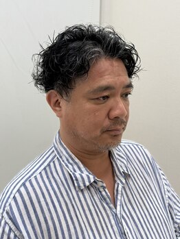アップリップスダブリュー(Uplips.w)の写真/男性も女性も大歓迎☆あなたの魅力を引き出すパーマで素敵にイメチェン☆似合うスタイルがきっと見つかる♪