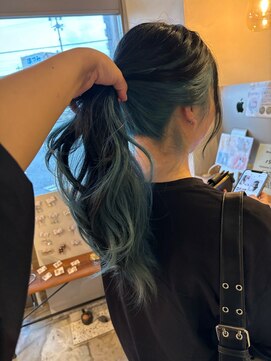 マイ ヘア デザイン 岡崎(MY hair design) 20代30代40代スカイブルーインナーカラーなみなみウェーブ
