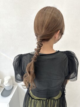 シェリール(CheRiR) タイトなあみおろしヘアセット☆
