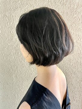 ハートボックス 四谷店(Heart box) 柔らかく動くレイヤーボブ