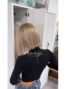 リズ(Li’s) ホワイトベージュ