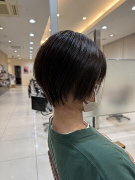 ヘアアンドビューティー クアトロ 戸祭店(QUATRO) ショートスタイル