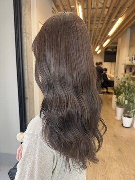 ナチュラルグレージュ【鈴木まりや】