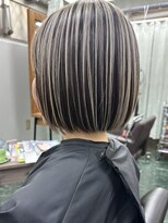 ヴェルデ(Verde) 切りっぱなしボブ×アンブレラカラー