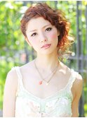 無造作ルーズが大人かわいい♪甘辛結婚式モードヘアアレンジ☆