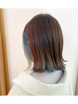 アトリエジーニー(atelier GENIE) インナーカラー &切りっぱなしボブ 新海一也