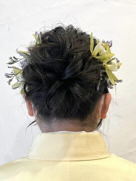 ジューム(Jeum) ふわふわ高めシニヨン*