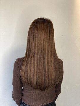 フツーロ 栄(FUTURO) 気分が上がるエクステカラー