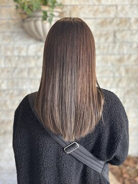 フラット 千葉(Flat.) 明るめ、オリーブベージュ【千葉】