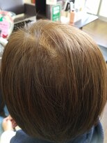 レイディバードカラー 深谷稲荷町店&nbsp;根元の白髪染め（リタッチ）