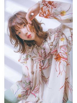 リスボーン(RESBORN) 【20,30代ナノバブルで艶髪に外ハネレイヤーミディアム】