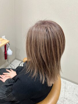 シカ 神戸三宮元町店(Cica) 神戸　三ノ宮　元町　髪質改善　 透明感カラー