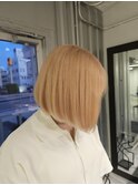 ペールオレンジベージュ