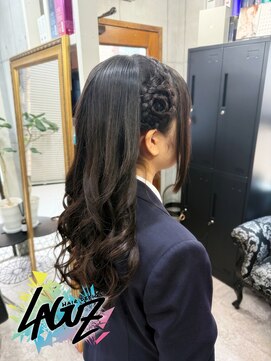 【ヘアセット】サイド編み込み × ゆる巻きロングの清楚アレンジ