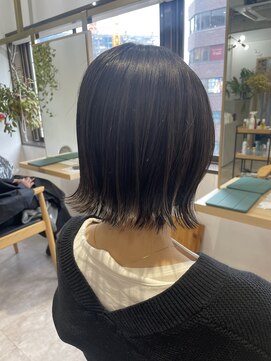 アマネ(AMANE) 切りっぱなしボブ