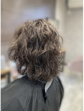 エイダ(EIDA) ■オトナ可愛いボリュームリッジパーマがオススメ☆
