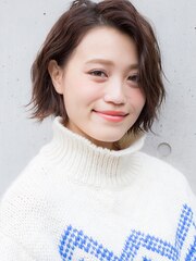 NORA【ERI】かき上げ前髪小顔大人女子耳かけタンバルモリ