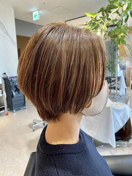 ウノプリール 西梅田ハービスプラザ店(uno pulir) ショートボブ【KEN】