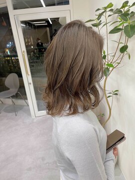 テオ(Theo) Theo /エメラルドアッシュ/ 巻き髪風パーマ/ミディアムボブ