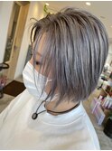 シルバーグレージュ×ショート