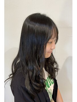 ヘアートラム(HAIR TRAm.) コテ巻きロング