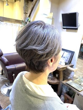 アックスピュア(axe pure) 白髪染めに頼らない♪ダークシルバーカラー