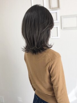 シュエール(Chuaile) 韓国外ハネオリーブアッシュ☆