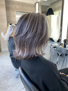 イキ 表参道(iki omotesando) モード/無造作ウェーブ/大人ガーリー[表参道駅]