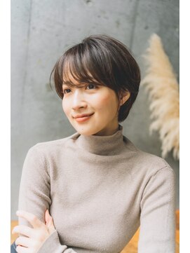 ガーデン オオタカノモリ(garden otakanomori) 20代30代大人かわいい耳掛けショート×グレーベージュ