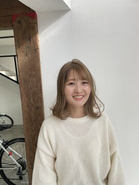 エムドットヘアーサロン(M. hair salon) ベージュ系×ブリーチスタイル