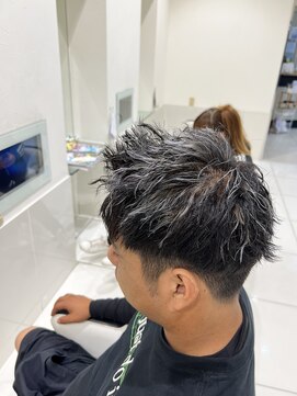 タブーアイ(TABOO.i) シルバーメッシュ×ツイストパーマ