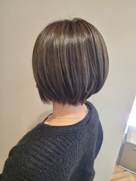 ヘアーアンドネイルフォレスト(Hair&Nail FOREST.) 20代30代40代に似合うショートボブスタイル