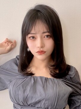 レヴィア(REVIA) レイヤーカット前髪カット髪質改善トリートメント