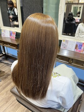 ヘアーアンドリラックス 十日市場店(hair & relax y-21) ミルクティーベージュ