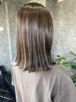 グラック(glac)&nbsp;ショート/ミディアム/切りっぱなしボブ/ハイライトカラー