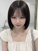 シーン(scene) 暗髪 × ストンボブ × 地毛風縮毛矯正