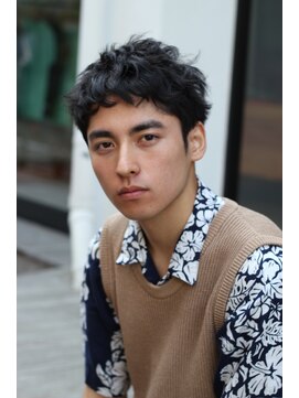 ブークル(boucle) 外国人風無造作ショートカーリー