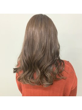 イン(in.) ハイライト×ベージュ