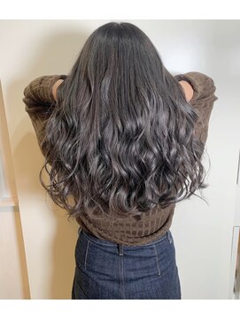 モルニ(MORNI) アッシュグレー_マロンベージュ Aラインボブ かきあげ